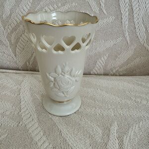 Elegant Cream Vase with Gold Accents ~ Lenox